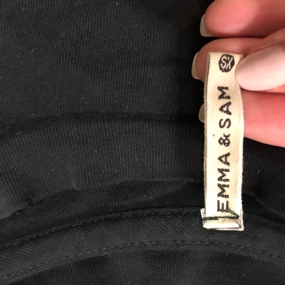 LF Black Distressed Crop Top - Picture 2 of 2